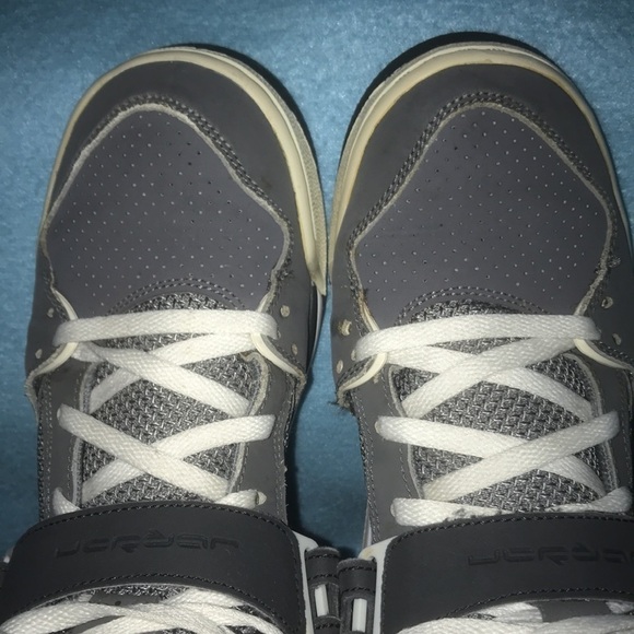 JORDAN AIR high top cool gray flights lace up safety straps vintage EUC size 6 - Picture 5 of 8